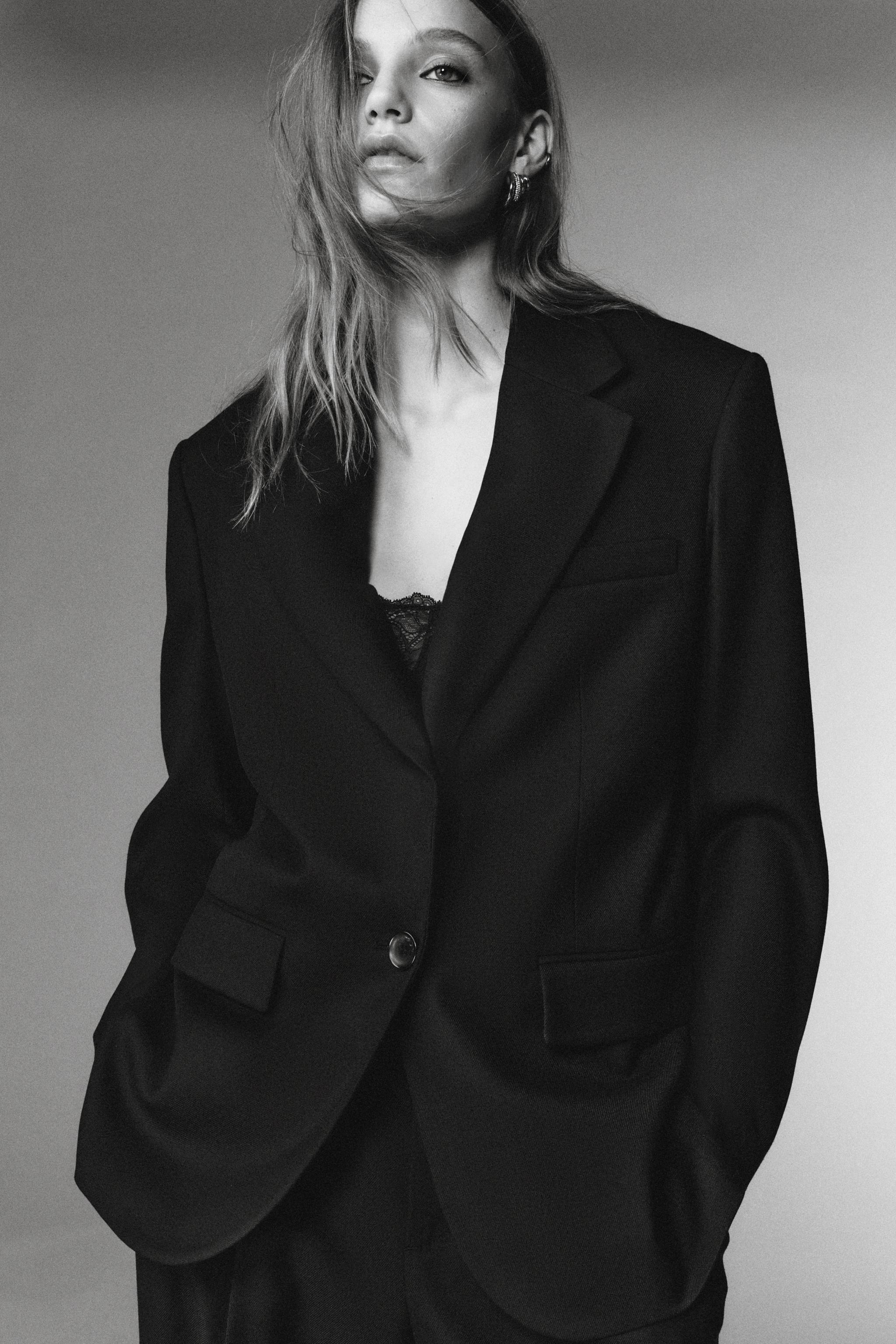 100% WOOL LIMITED EDITION BLAZER